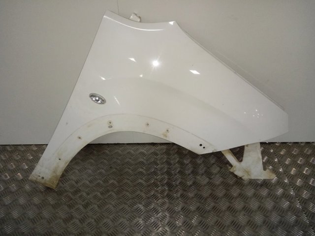 Aleta delantera derecha Peugeot/Citroen 9816483580