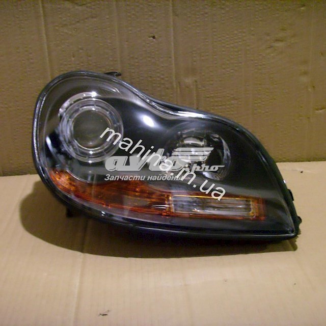 Faro derecho 1701052180 Geely