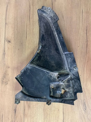 Protector contra salpicaduras del paso de rueda delantero 7260739 BMW