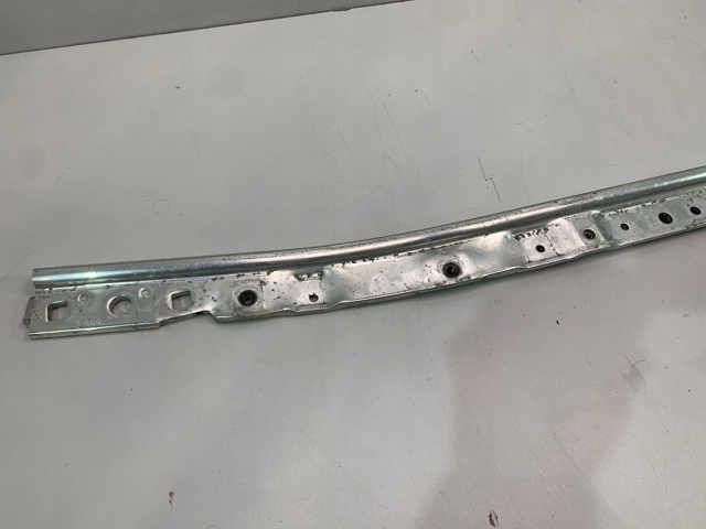 Soporte superior del radiador (panel de montaje de faros) BMW 7357205 precio, desde 36,33 EUR