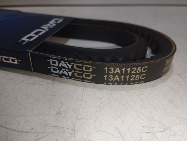 Correa de transmisión trapezoidal Dayco 13A1125C precio, desde 15,43 EUR