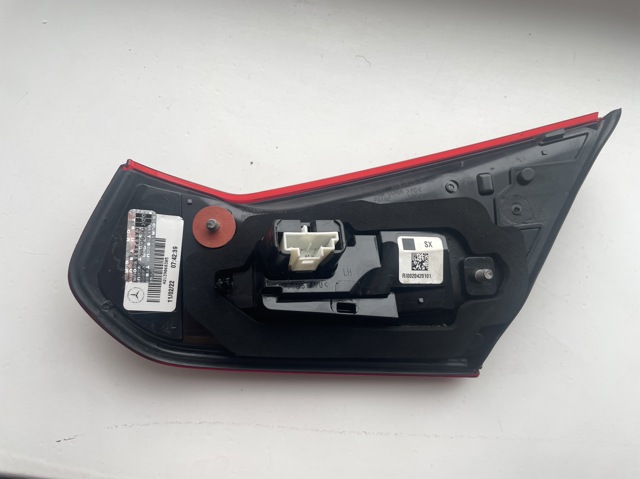Luz antiniebla trasera izquierda Mercedes A2139068305 precio, desde 156,82 EUR