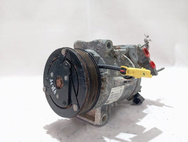 Compresor de aire acondicionado 9838128480 Peugeot/Citroen
