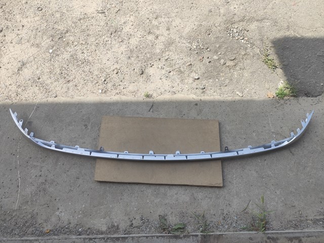 Comprar 168050691T Peugeot/Citroen Moldura inferior de la rejilla del parachoques delantero