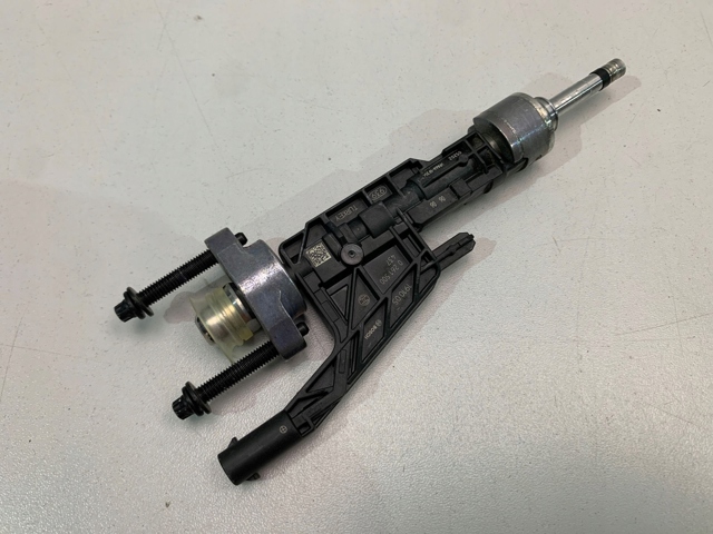 8656548 BMW Inyector de combustible