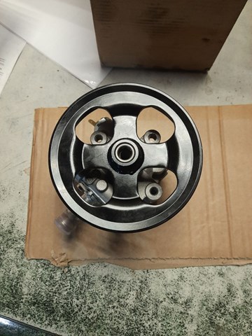 Q0970489 Q-fix Bomba hidráulica de dirección