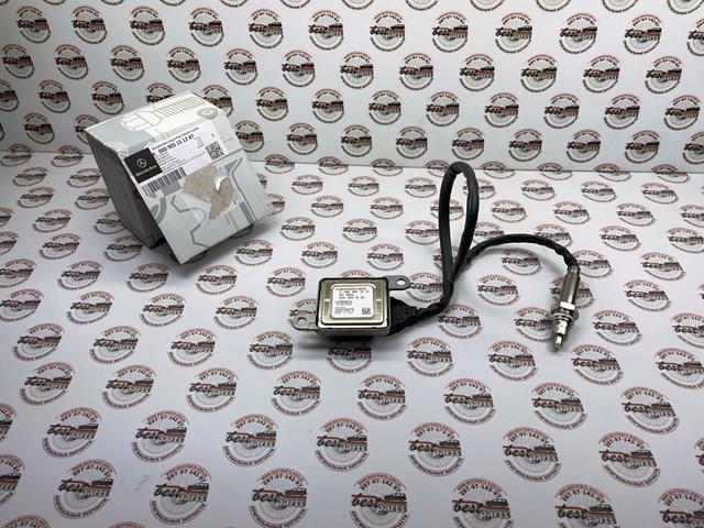Sensor de óxidos de nitrógeno NOx A000905151287 Mercedes