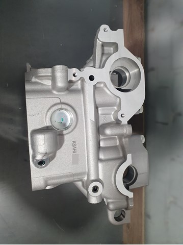6640160001 Ssang Yong Cabeza del motor