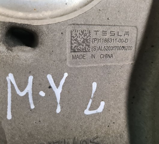 118831100D Tesla Motors