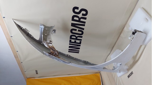 Guardabarros delanteros derecho VAG 4J3821104 precio, desde 1871,27 EUR