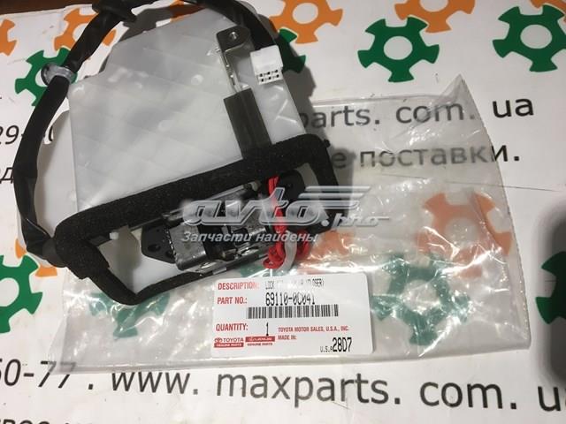 Comprar 691100C041 Toyota Cerradura de puerta de maletero
