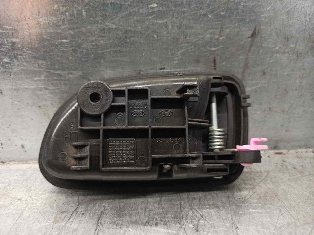 8261007000 Hyundai/Kia