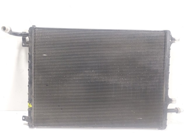 Radiador adicional de refrigeración del motor LR133030 Land Rover
