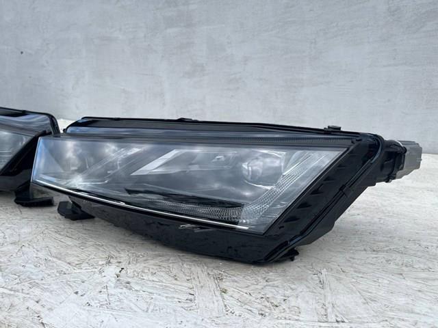 Comprar 5E4941016B VAG Faro derecho