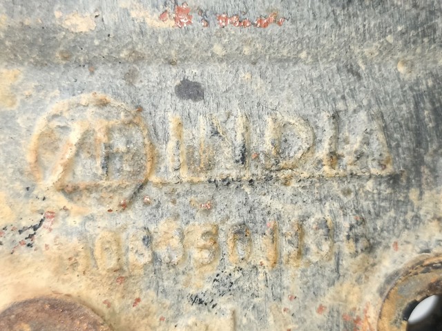 M033955815 Tata 