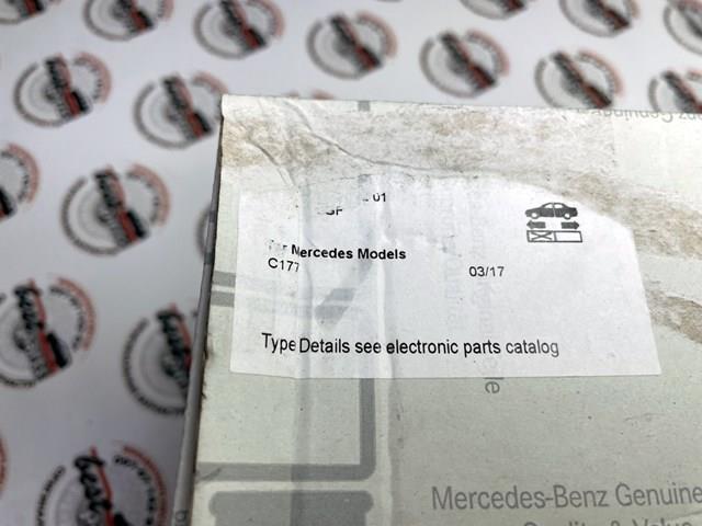 Pastillas de freno delanteras de disco MERCEDES A0004205303