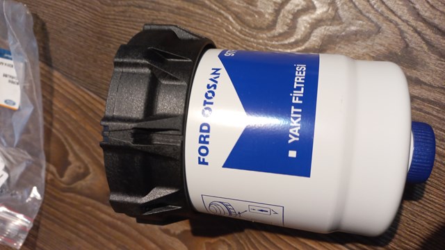 Comprar 1544050 Ford Tapa de la carcasa del filtro de combustible