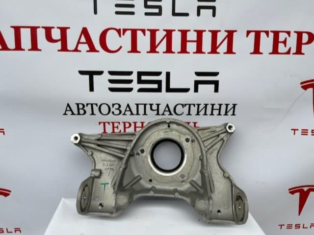 104403200C Tesla copa de soporte del resorte delantero