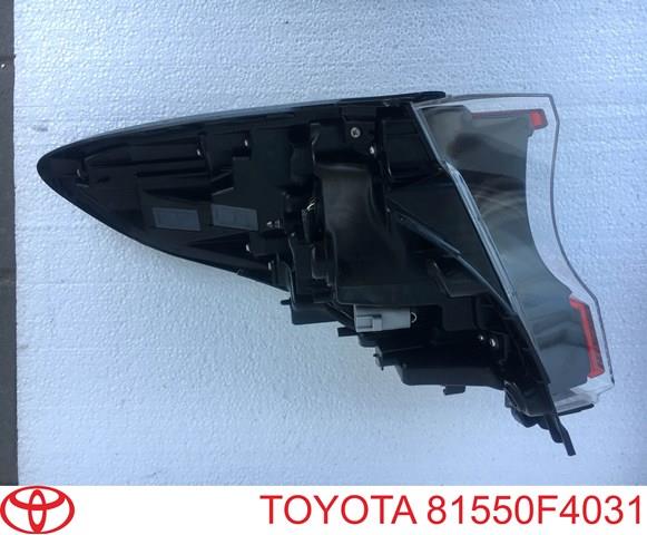 81550F4031 Toyota Piloto trasero exterior derecho