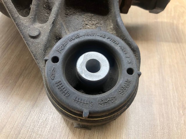 LR039509 Land Rover Grupo trasero