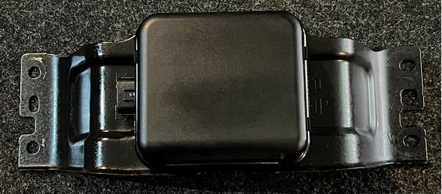 KB8C67XA1 Mazda Sensor de distancia por radar