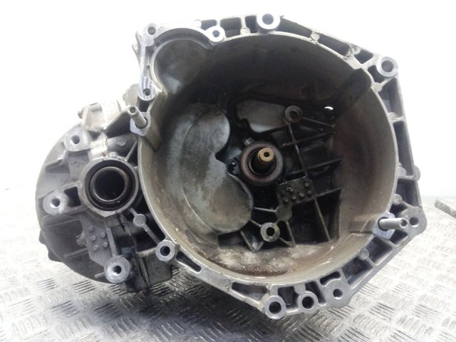 Caja de cambios manual General Motors M320FAMB