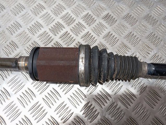 762988001 BMW 