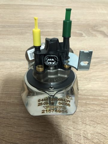 Inyector AdBlue 21574984 Volvo