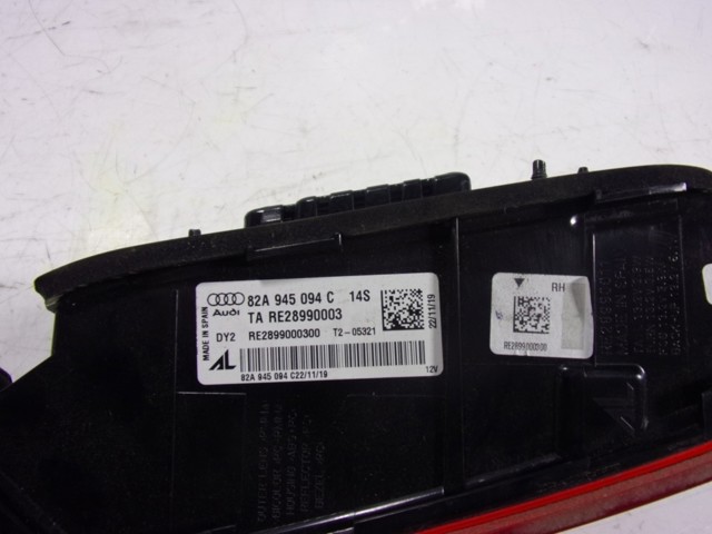 Piloto trasero interior derecho 82A945094C VAG