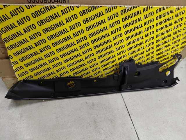 Junta de guardabarros BMW 51767475290