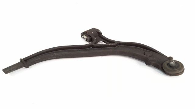 Brazo inferior derecho de la suspensión delantera 04694972AA Chrysler