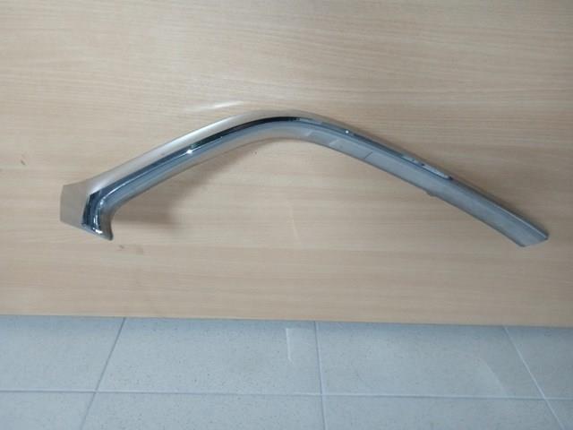 BANE507K1 Mazda Moldura izquierda de la parrilla del radiador