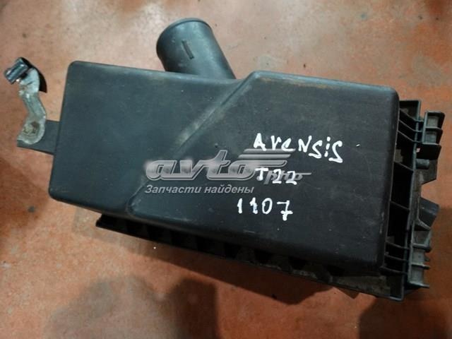 Caja del filtro de aire Toyota Avensis (T22)