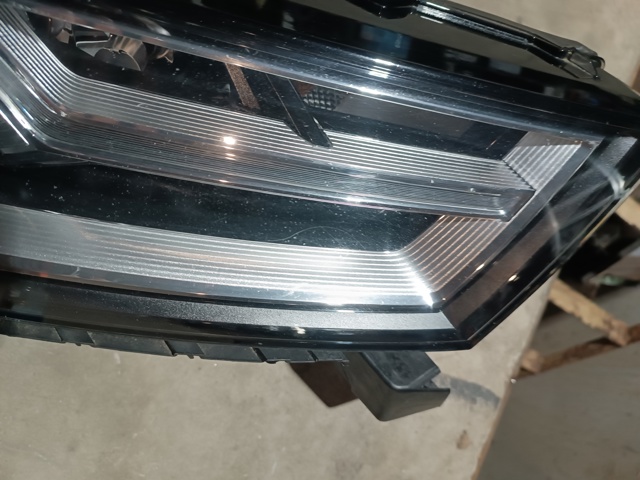 Comprar 4M0941006B VAG Faro derecho