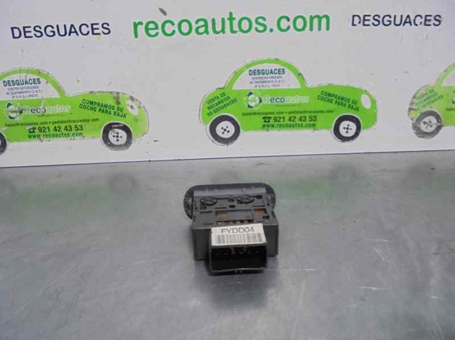 935503E000 Hyundai/Kia Botón interior de apertura de maletero