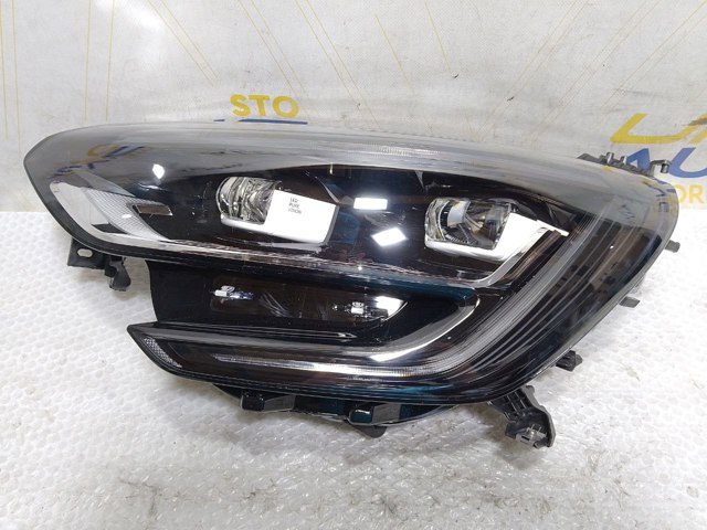 Faro izquierdo 260602075R Renault (RVI)