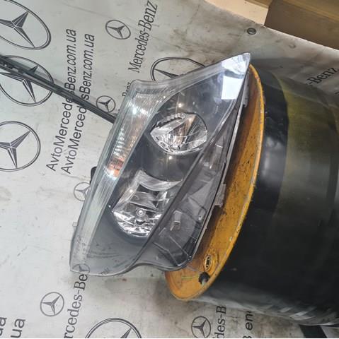 Faro derecho A4479065900 Mercedes