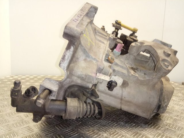 20CQ25 Peugeot/Citroen Transimisión manual