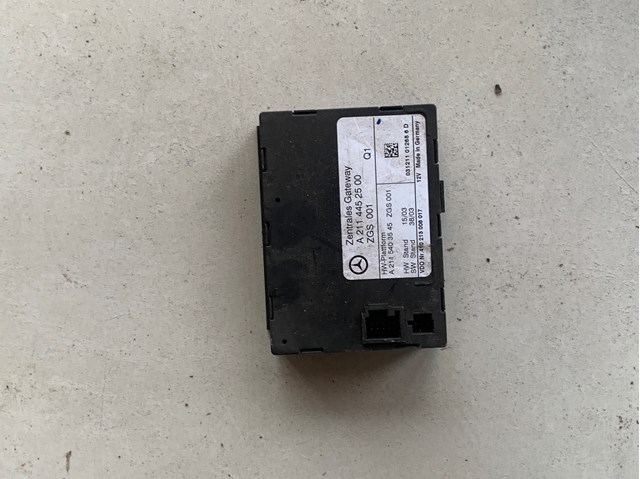  Mercedes A2114452500 precio, desde 71,15 EUR