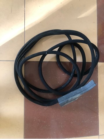 Junta de puerta delantera (en puerta) MERCEDES 2047271187