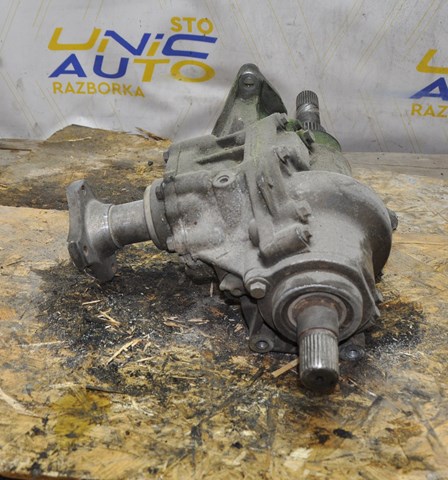 8200988056 Renault (RVI) Caja de transferencia