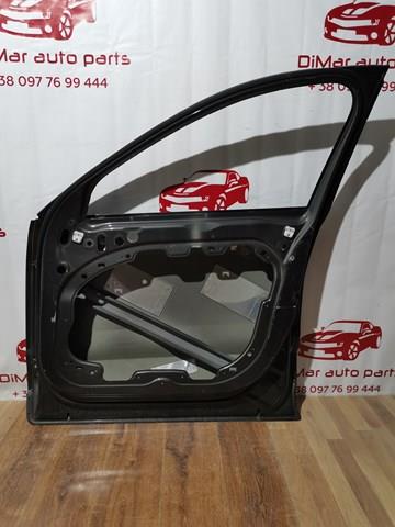32228849 Volvo Puerta delantera derecha