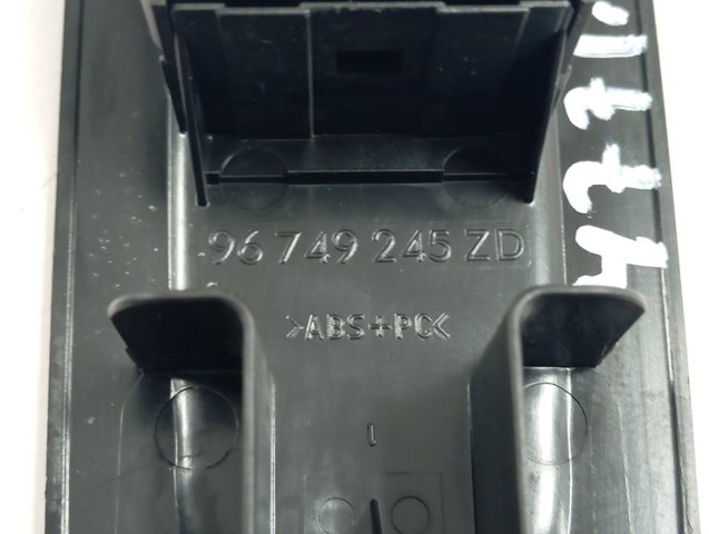 Unidad de control de elevalunas delantera izquierda Peugeot/Citroen 96749245ZD precio, desde 50,82 EUR