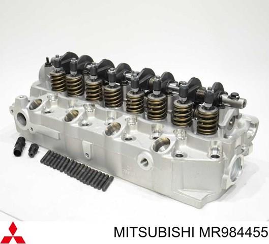 MD185926 Mitsubishi culata