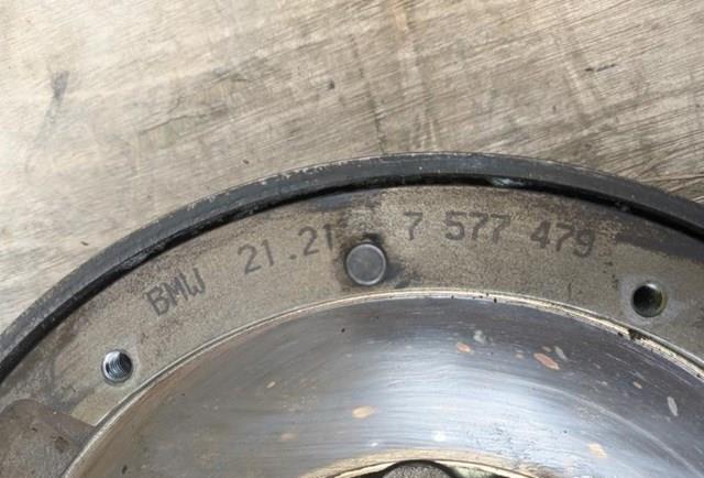21217577479 BMW Volante de motor
