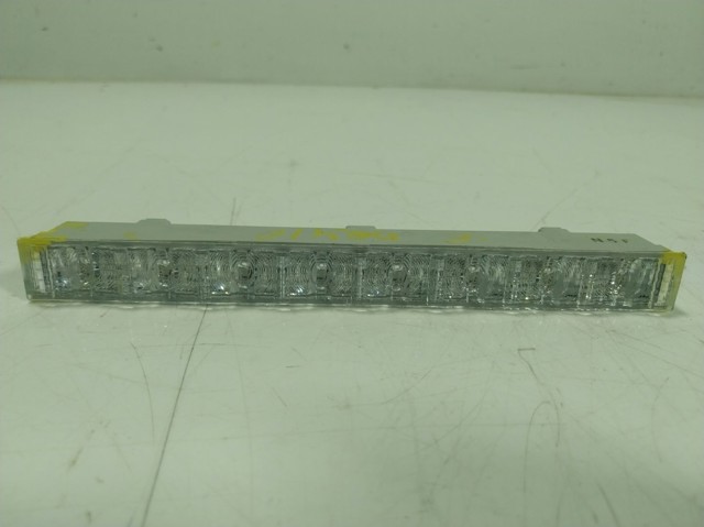 Comprar Tercera luz de freno Toyota Yaris  P21