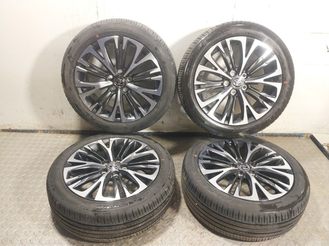 426110DK90 Toyota 