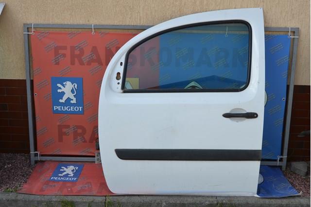 801017268R Renault (RVI) puerta delantera izquierda