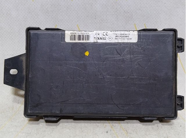 Caja de relés y fusibles para Renault Clio SYMBOL LB0, LB1, LB2