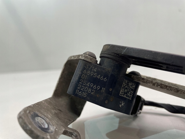 Sensor de nivel de carrocería delantero BMW 6895466